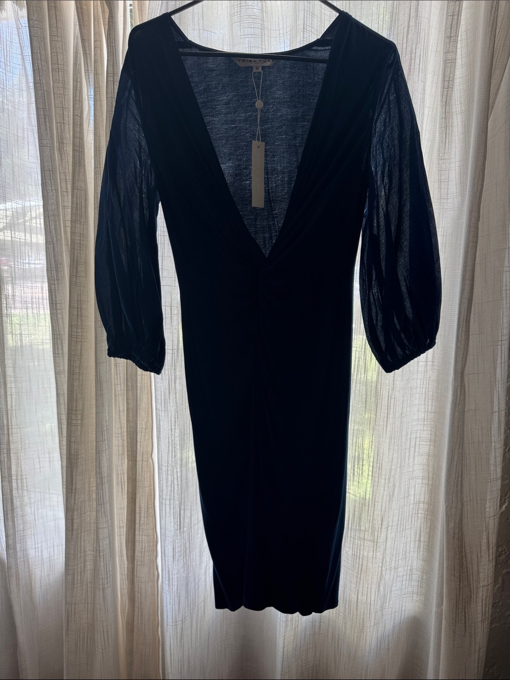 Trina Turk size small Palm coast dress navy blue new with tags